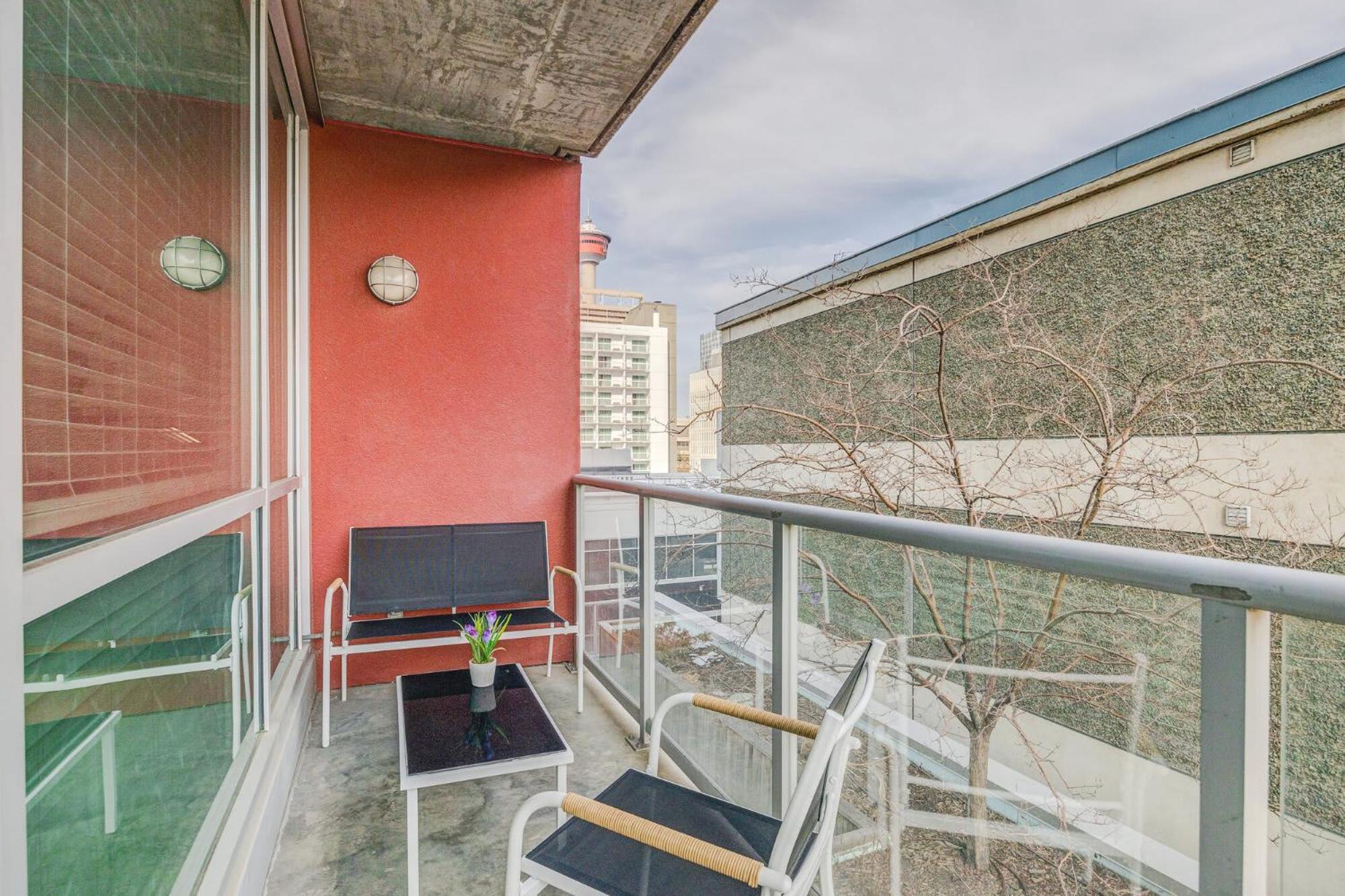 Upscale 2Br Condo - King Bed - Stunning Views YYC Exteriér fotografie